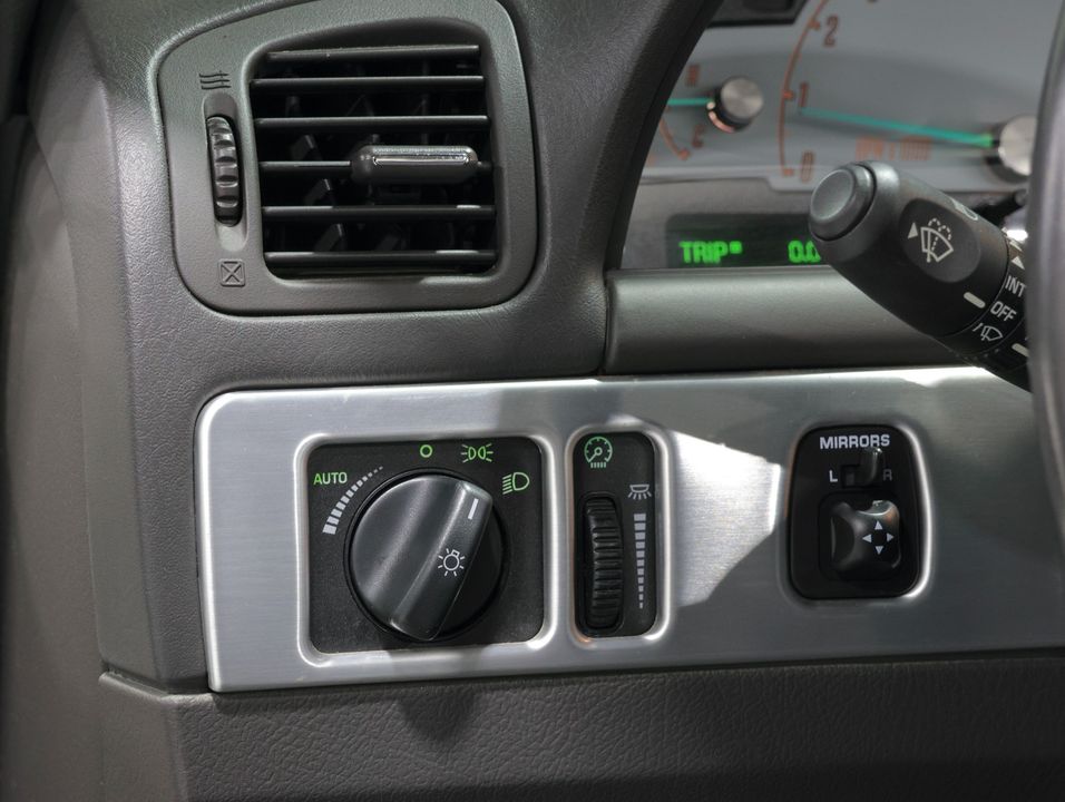 2002 Ford Thunderbird