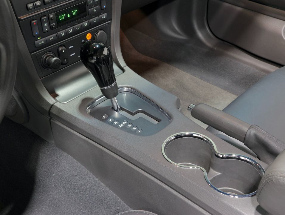 2002 Ford Thunderbird