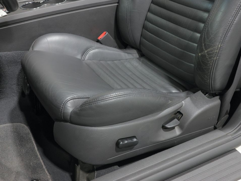 2002 Ford Thunderbird