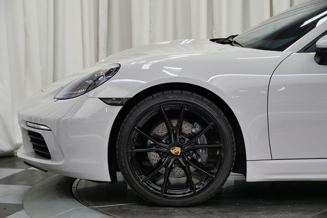 2024 Porsche 718
