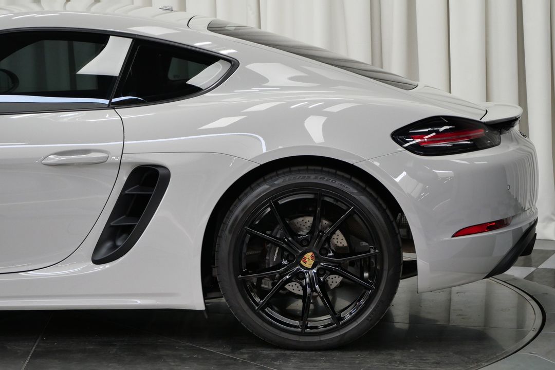 2024 Porsche 718