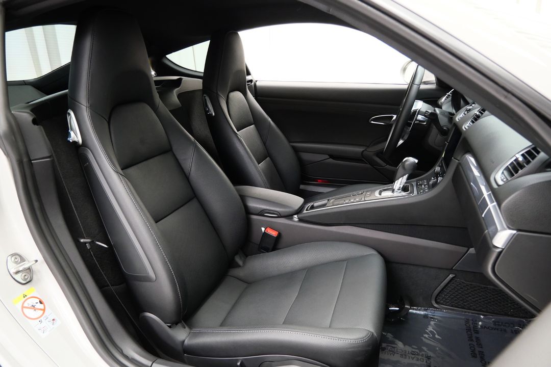 2024 Porsche 718