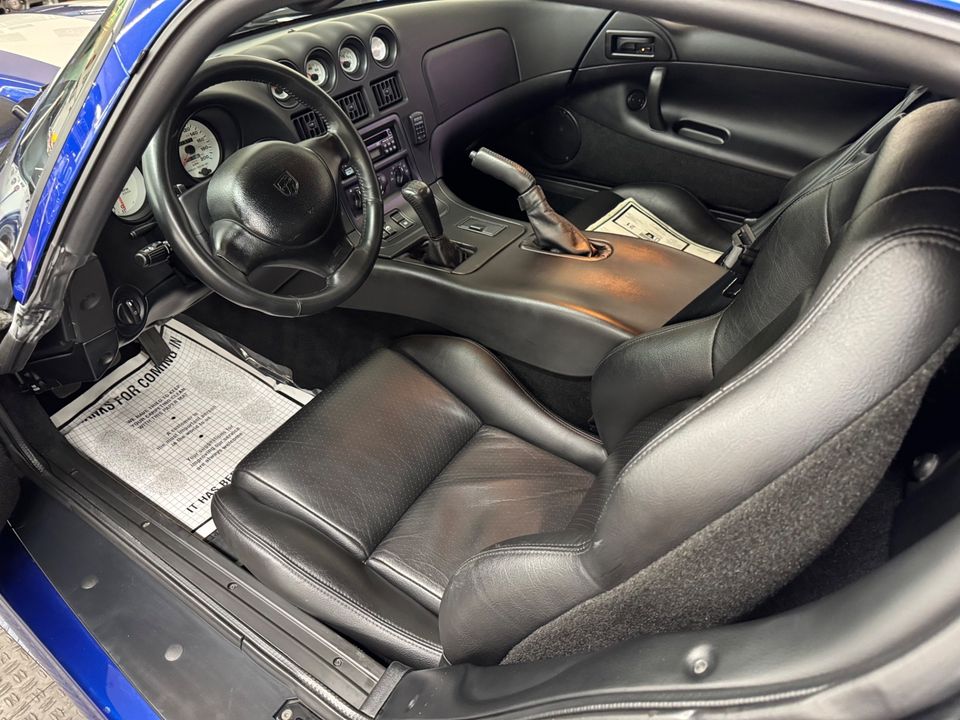 1997 Dodge Viper