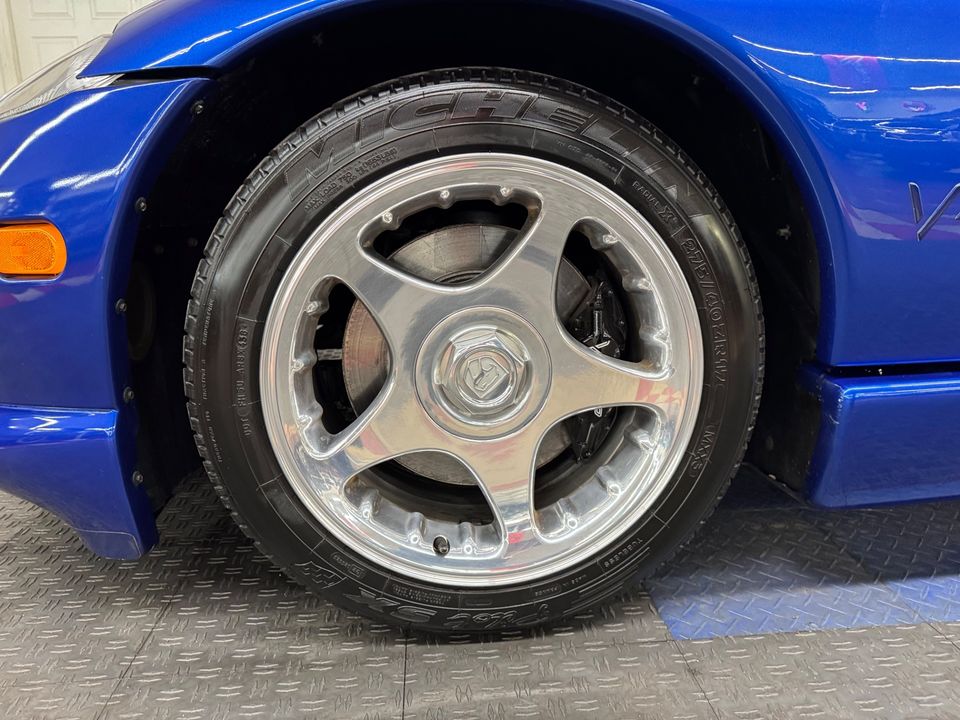1997 Dodge Viper