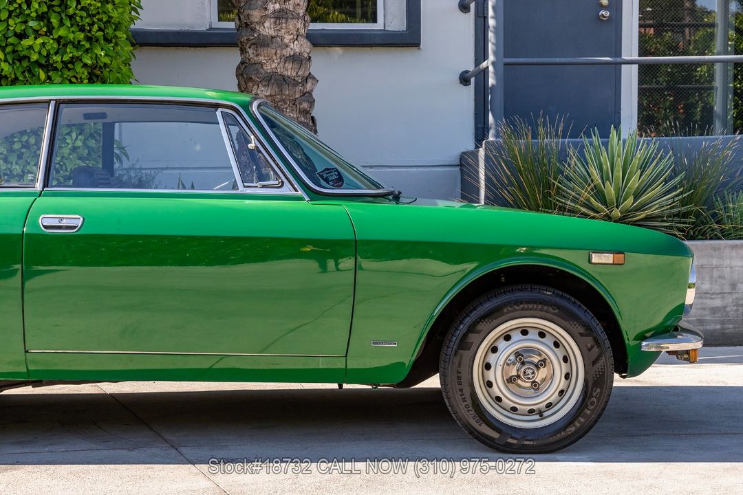 1974 Alfa Romeo GTV 2000