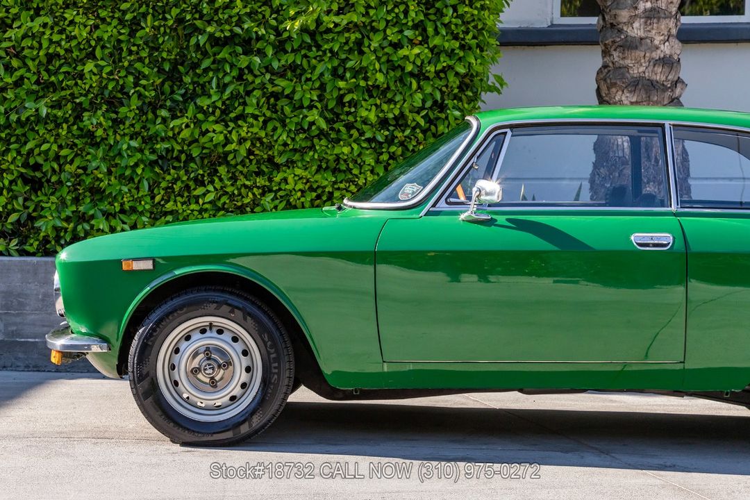 1974 Alfa Romeo GTV 2000