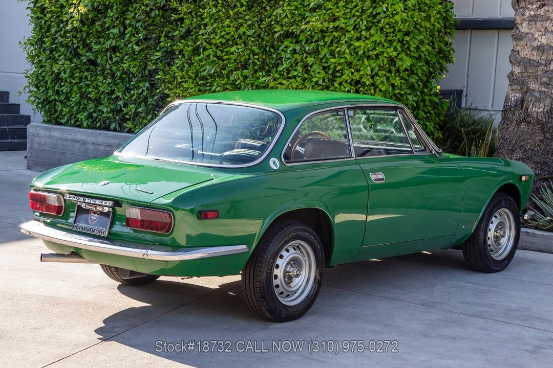 1974 Alfa Romeo GTV 2000