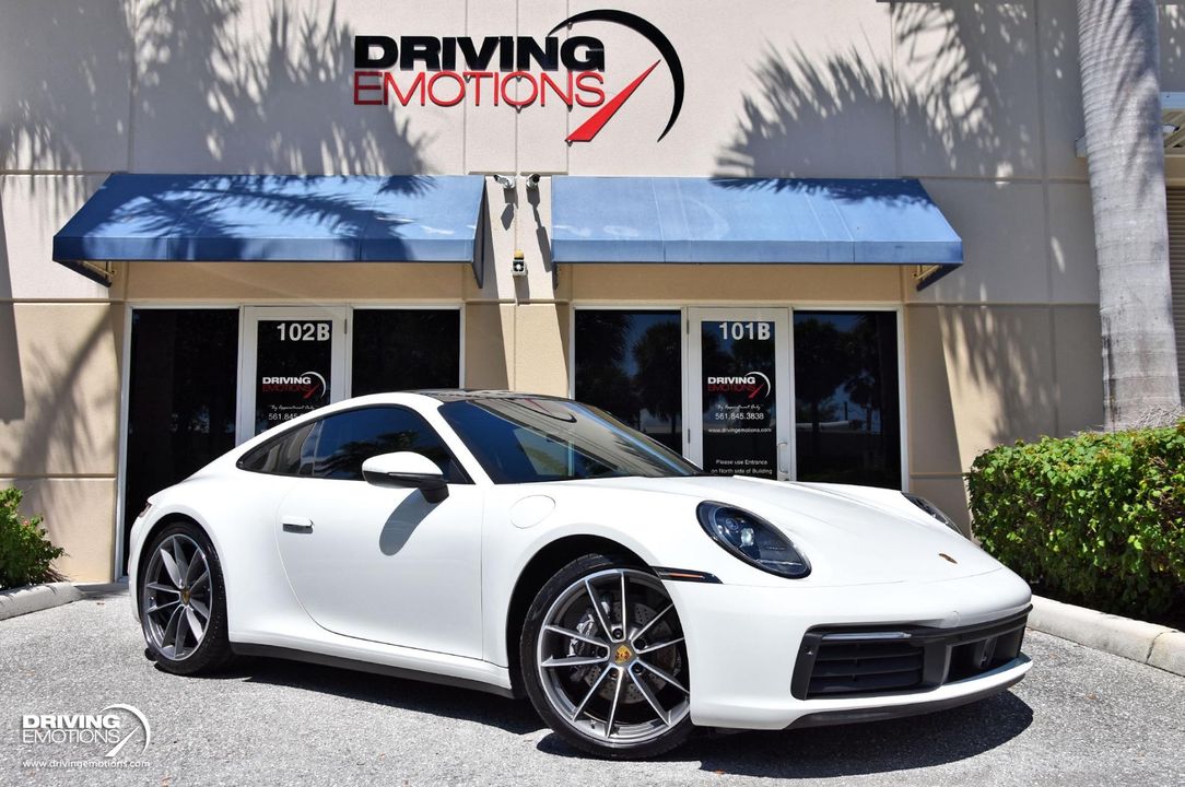 2020 Porsche 911 Carrera 4