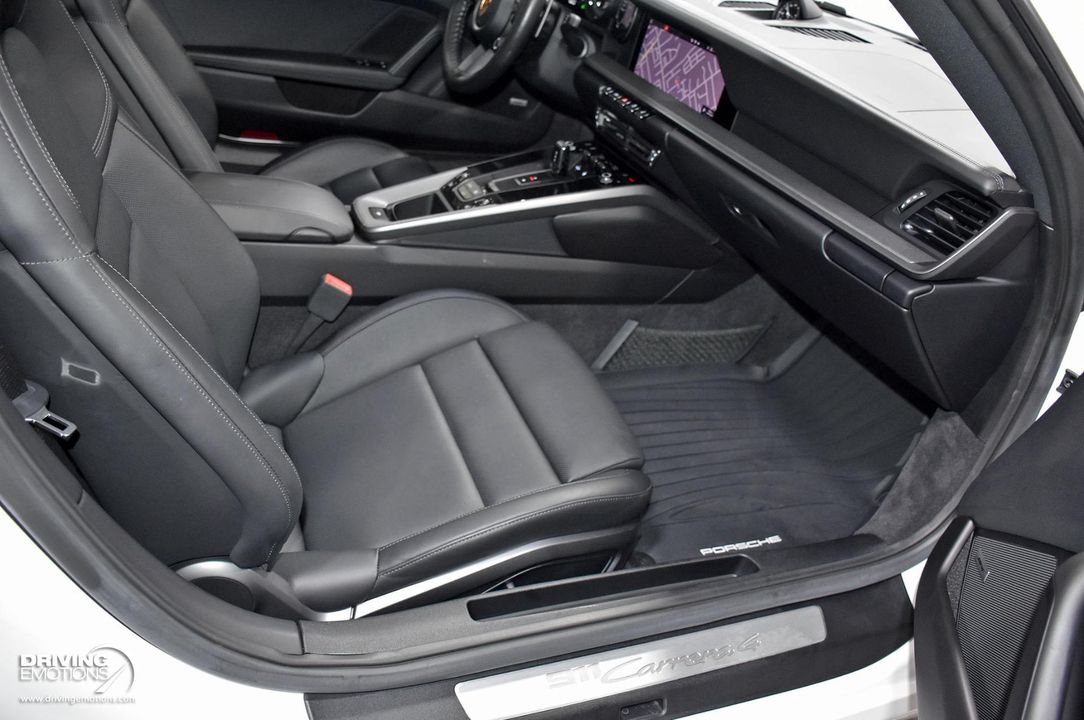 2020 Porsche 911 Carrera 4