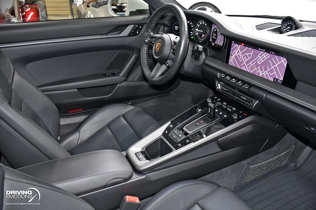 2020 Porsche 911 Carrera 4