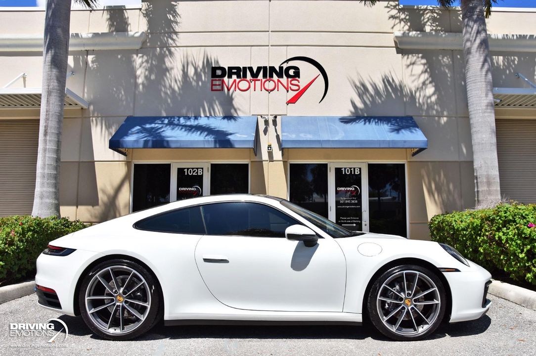 2020 Porsche 911 Carrera 4