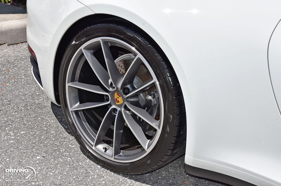 2020 Porsche 911 Carrera 4