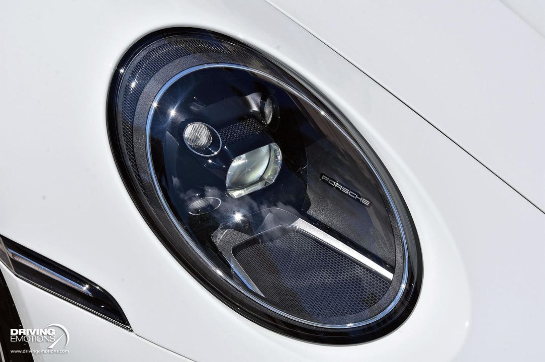 2020 Porsche 911 Carrera 4
