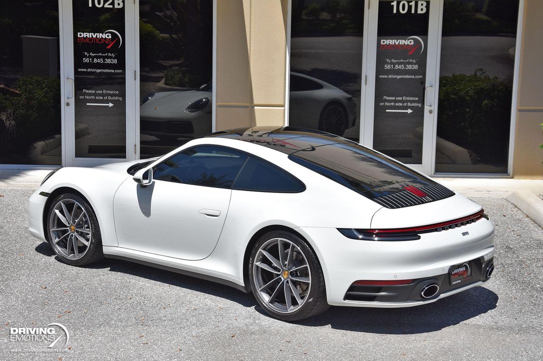 2020 Porsche 911 Carrera 4