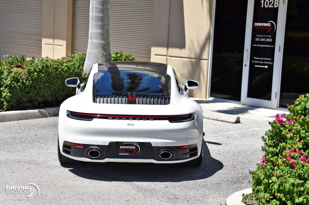 2020 Porsche 911 Carrera 4