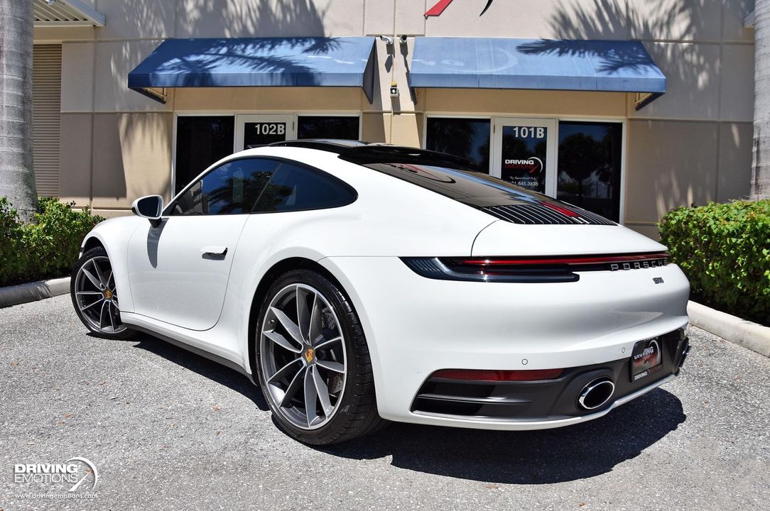 2020 Porsche 911 Carrera 4