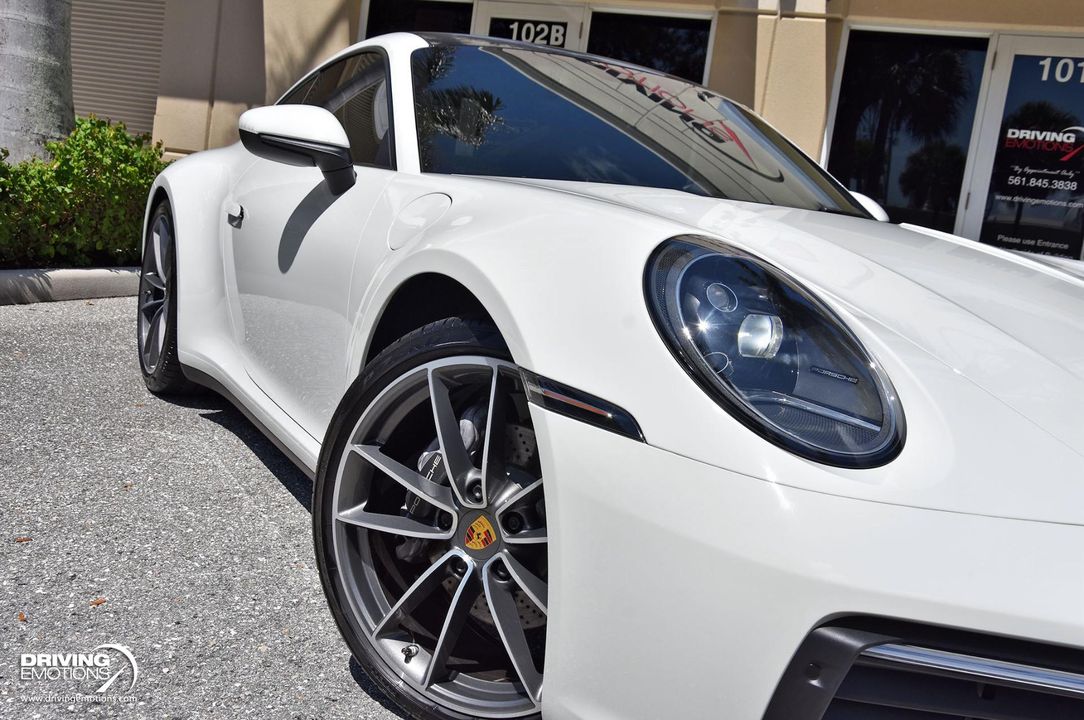2020 Porsche 911 Carrera 4