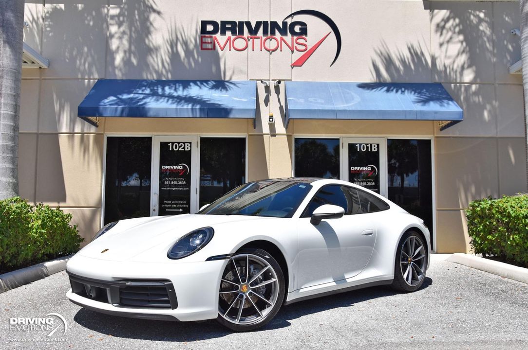 2020 Porsche 911 Carrera 4