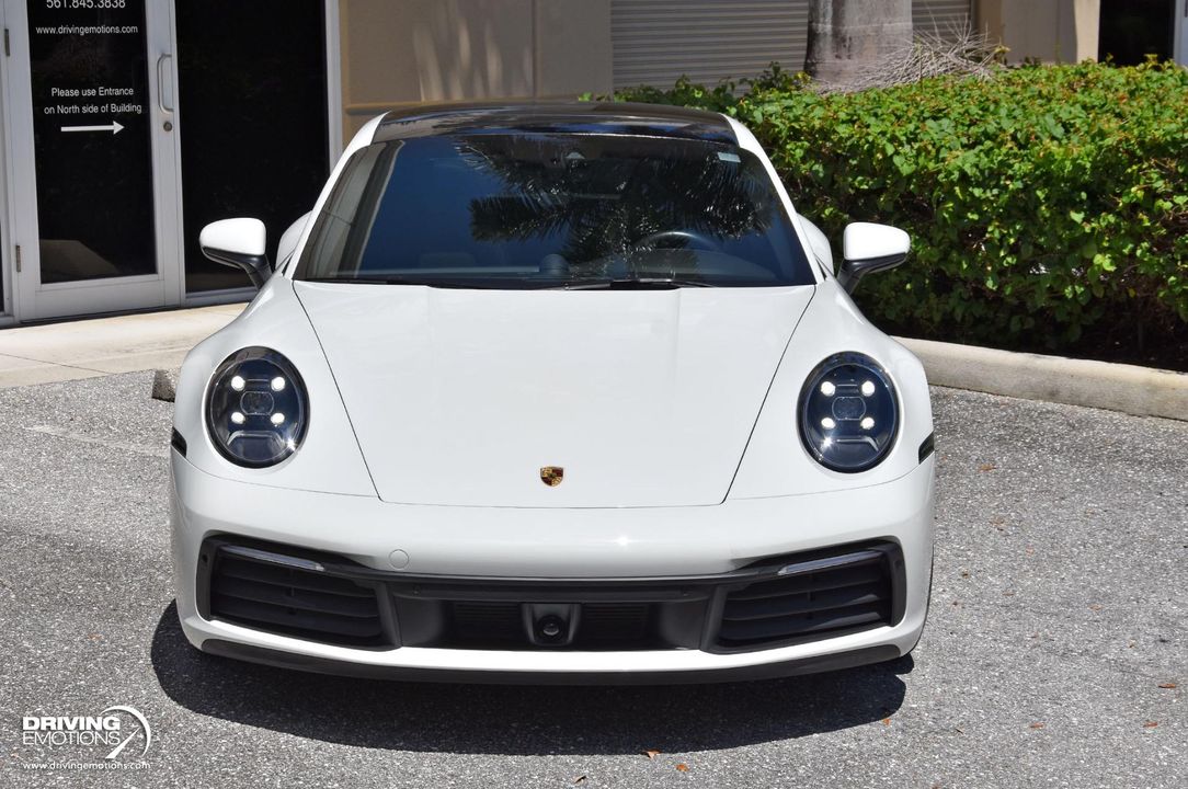 2020 Porsche 911 Carrera 4