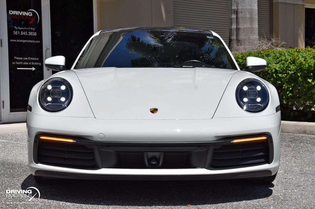2020 Porsche 911 Carrera 4