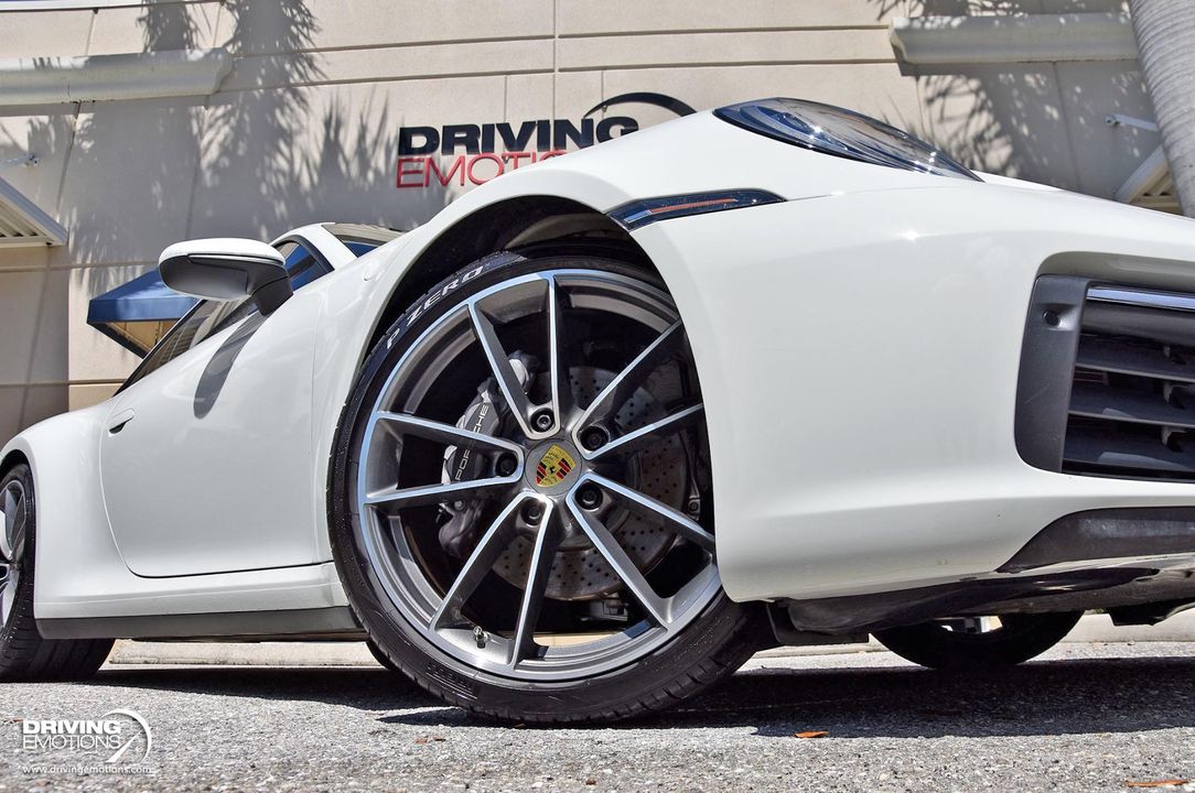 2020 Porsche 911 Carrera 4
