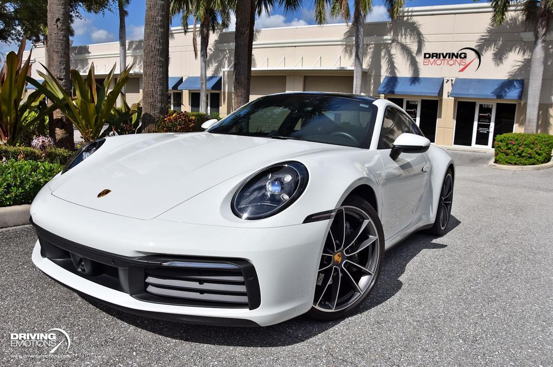 2020 Porsche 911 Carrera 4