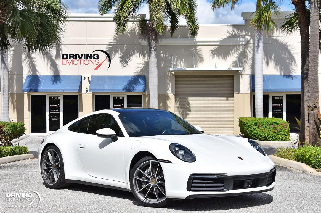 2020 Porsche 911 Carrera 4