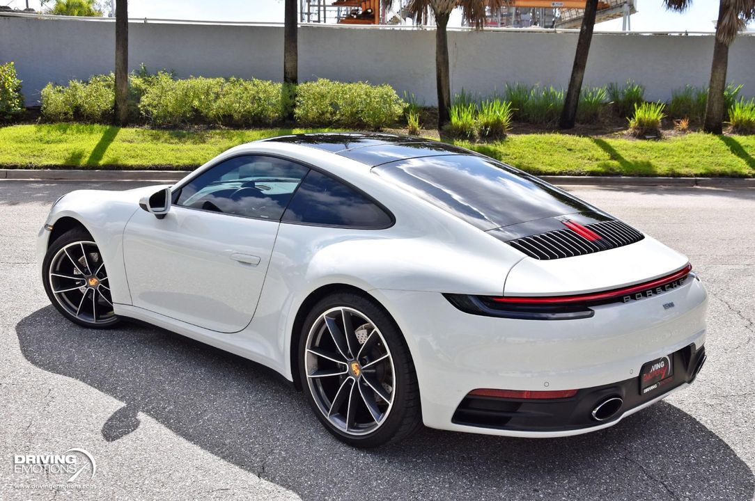 2020 Porsche 911 Carrera 4