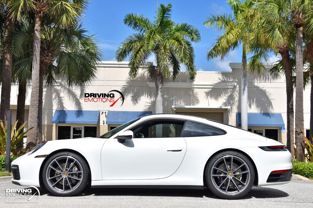 2020 Porsche 911 Carrera 4