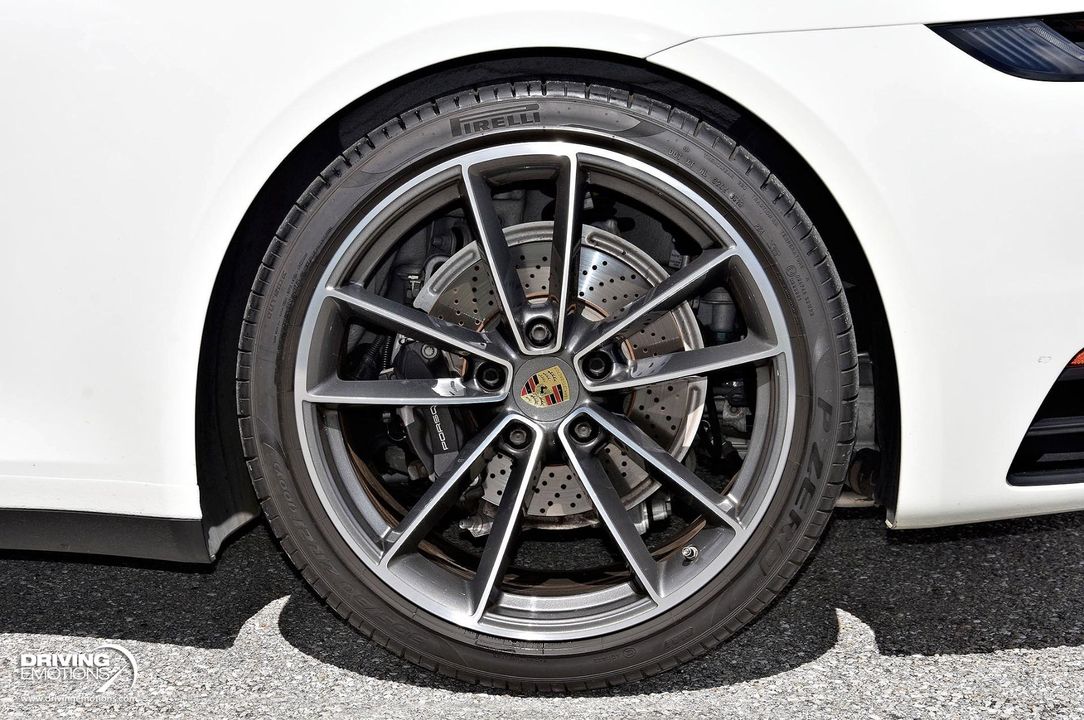 2020 Porsche 911 Carrera 4