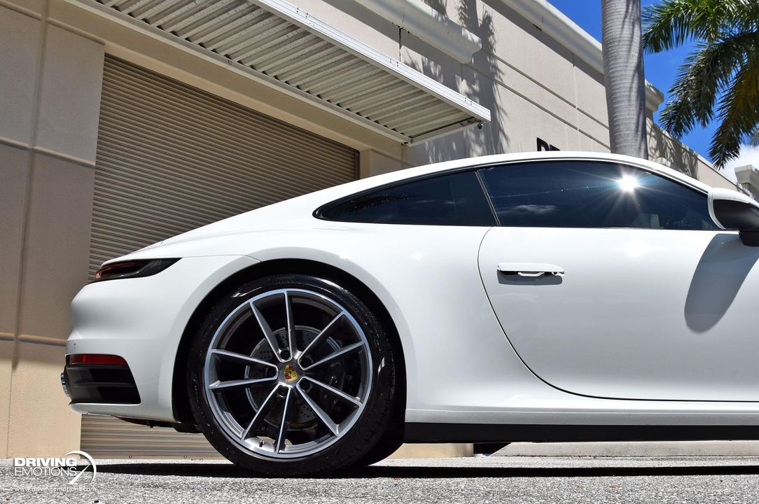 2020 Porsche 911 Carrera 4