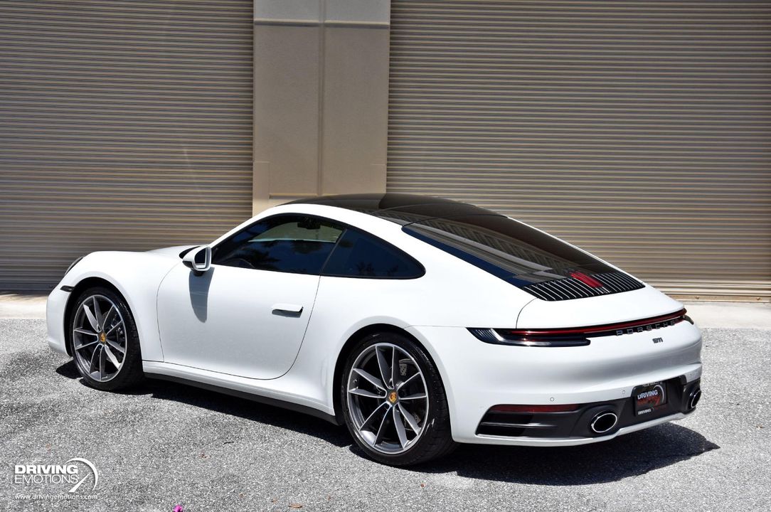 2020 Porsche 911 Carrera 4