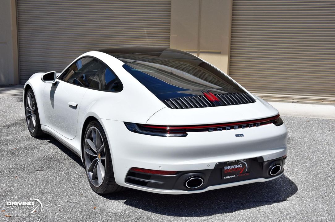 2020 Porsche 911 Carrera 4