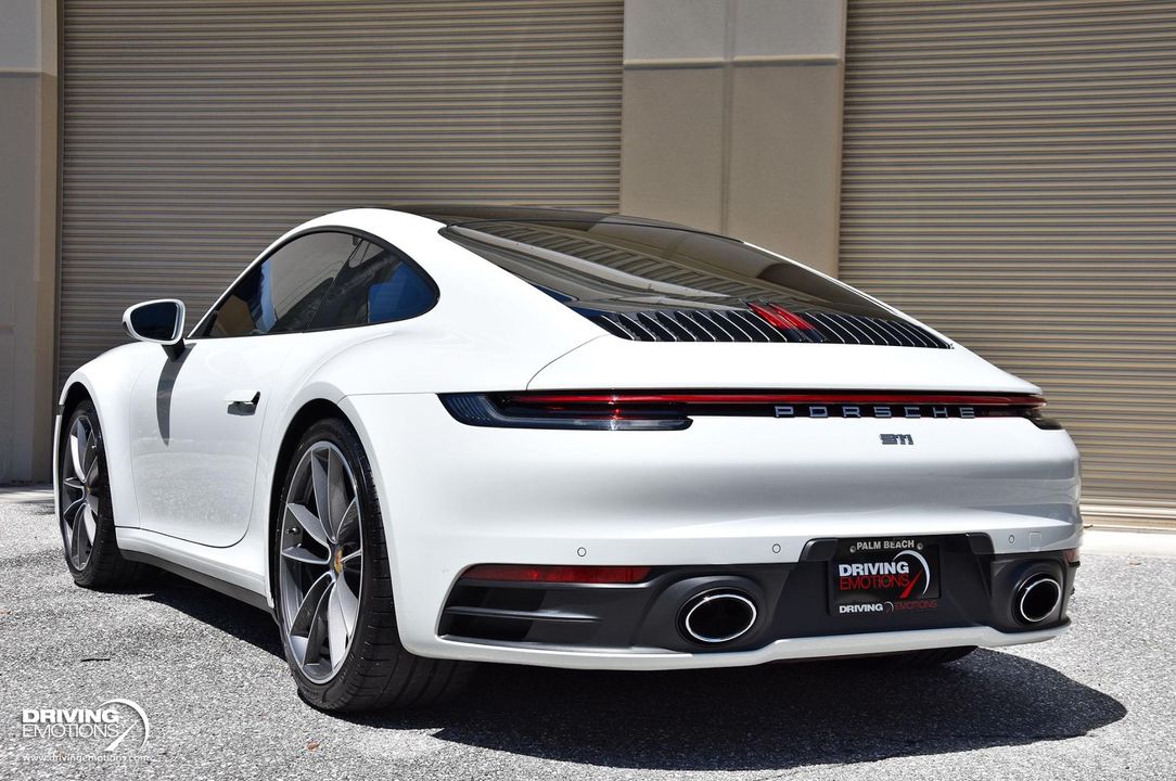 2020 Porsche 911 Carrera 4