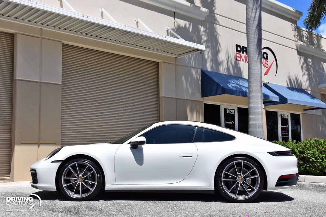 2020 Porsche 911 Carrera 4