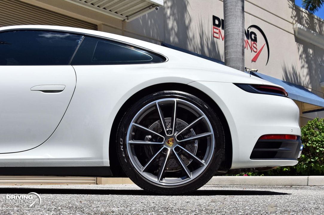 2020 Porsche 911 Carrera 4