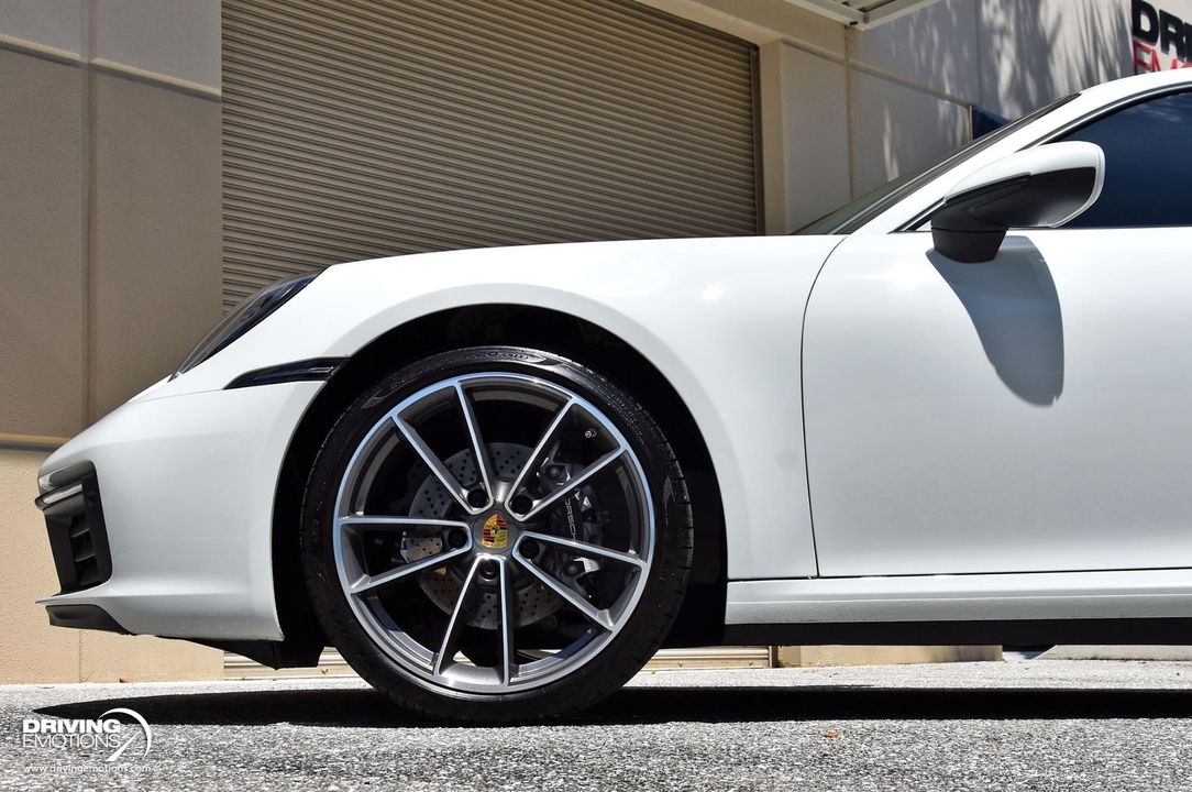 2020 Porsche 911 Carrera 4