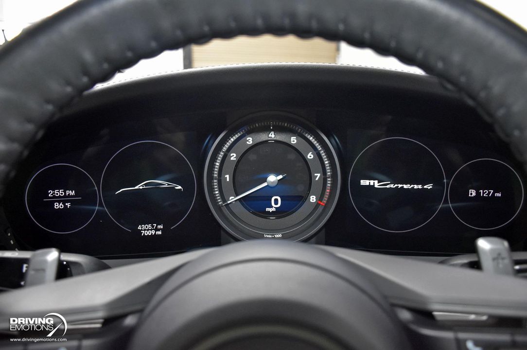 2020 Porsche 911 Carrera 4
