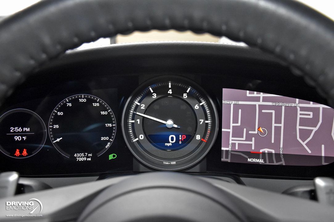 2020 Porsche 911 Carrera 4