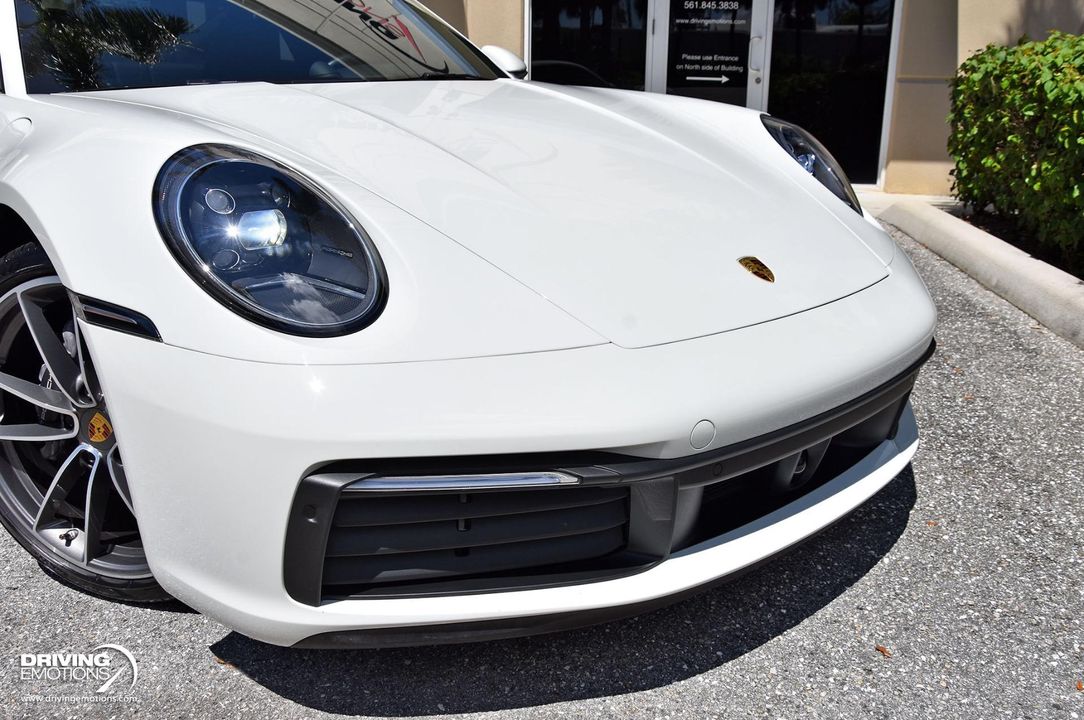 2020 Porsche 911 Carrera 4