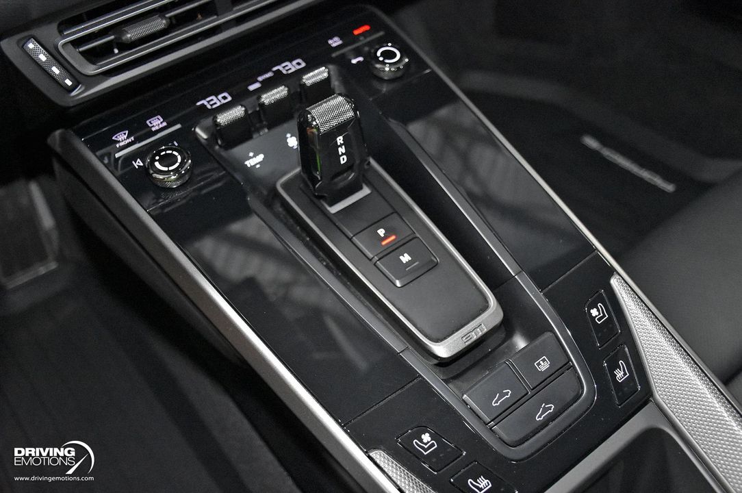 2020 Porsche 911 Carrera 4