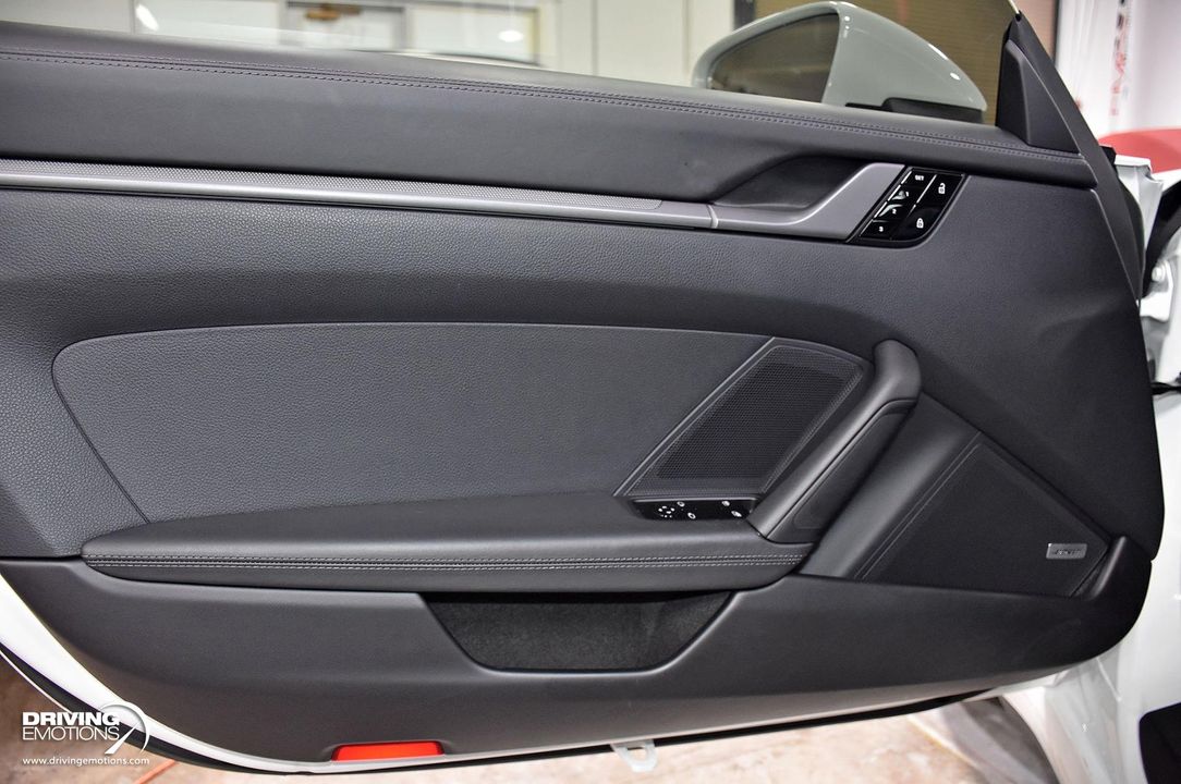 2020 Porsche 911 Carrera 4