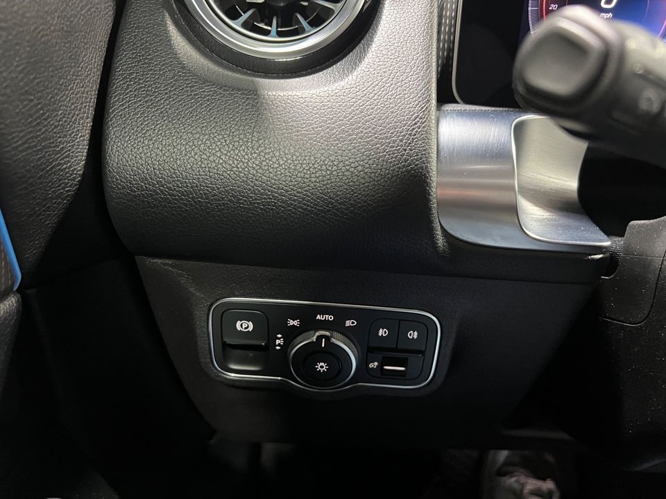 2020 Mercedes-Benz GLB 250AWD