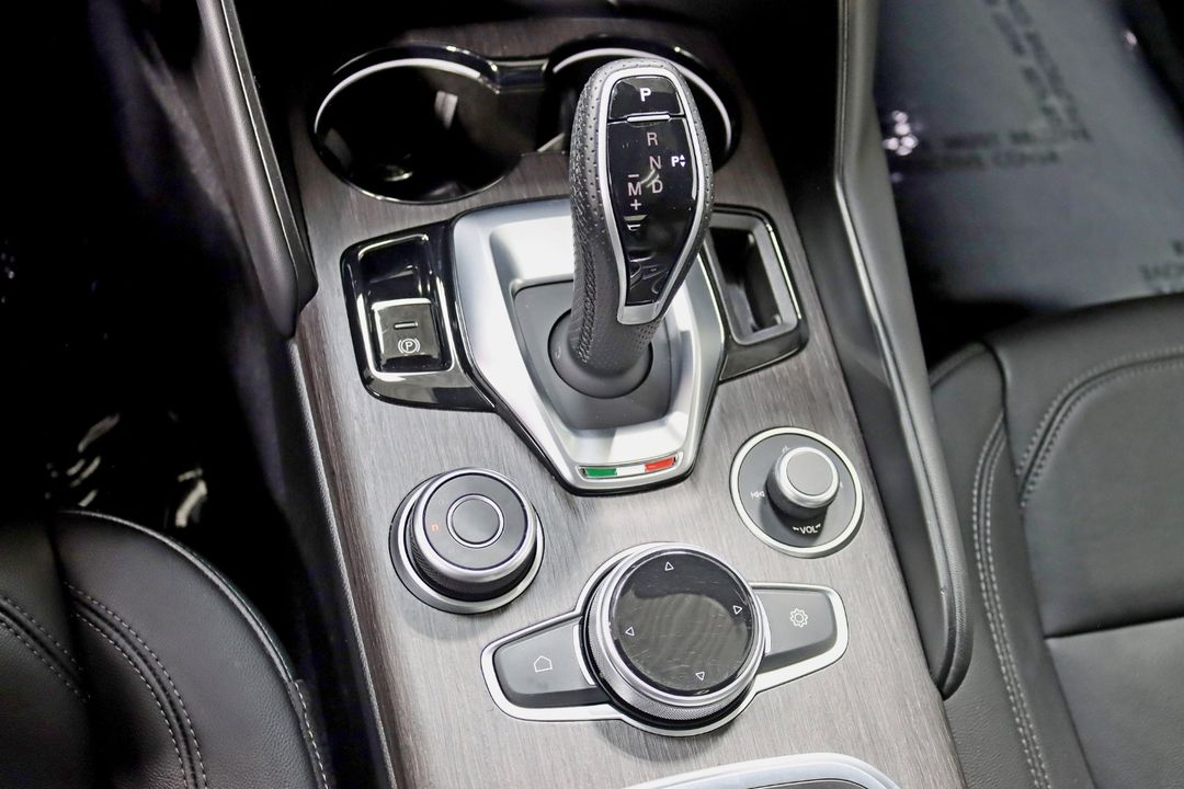2022 Alfa Romeo Giulia