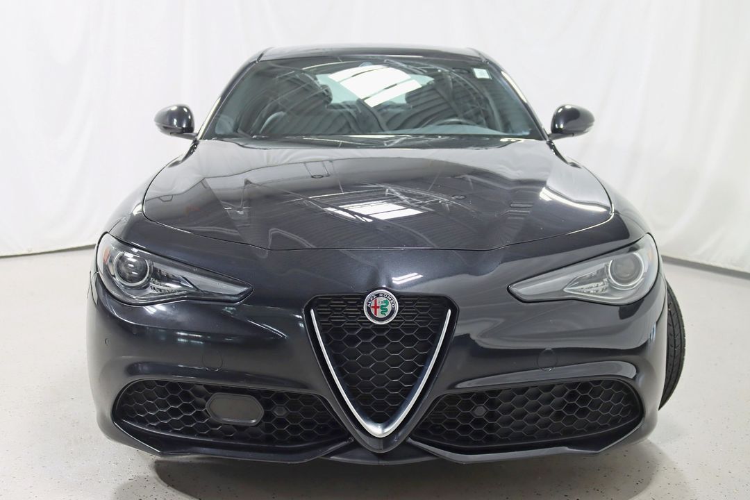 2022 Alfa Romeo Giulia