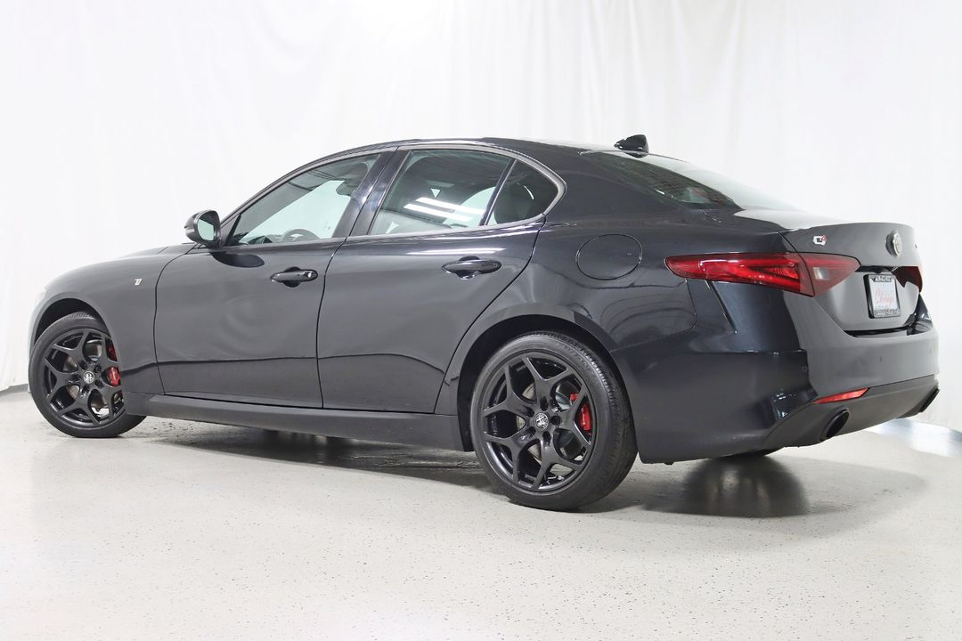 2022 Alfa Romeo Giulia