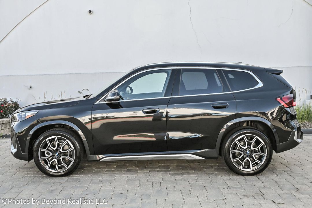 2025 BMW X1