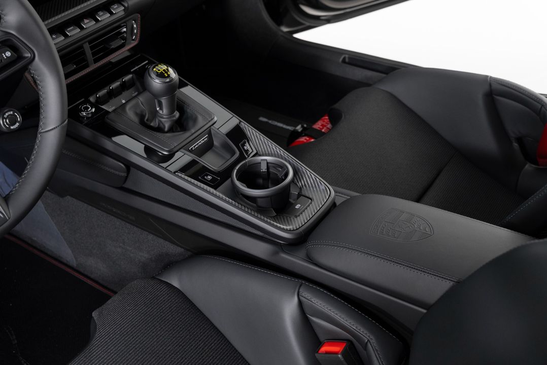 2025 Porsche 911