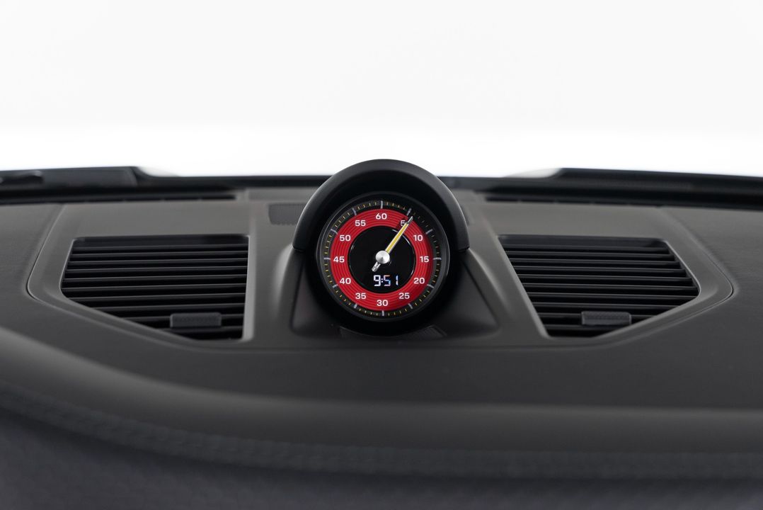 2025 Porsche 911