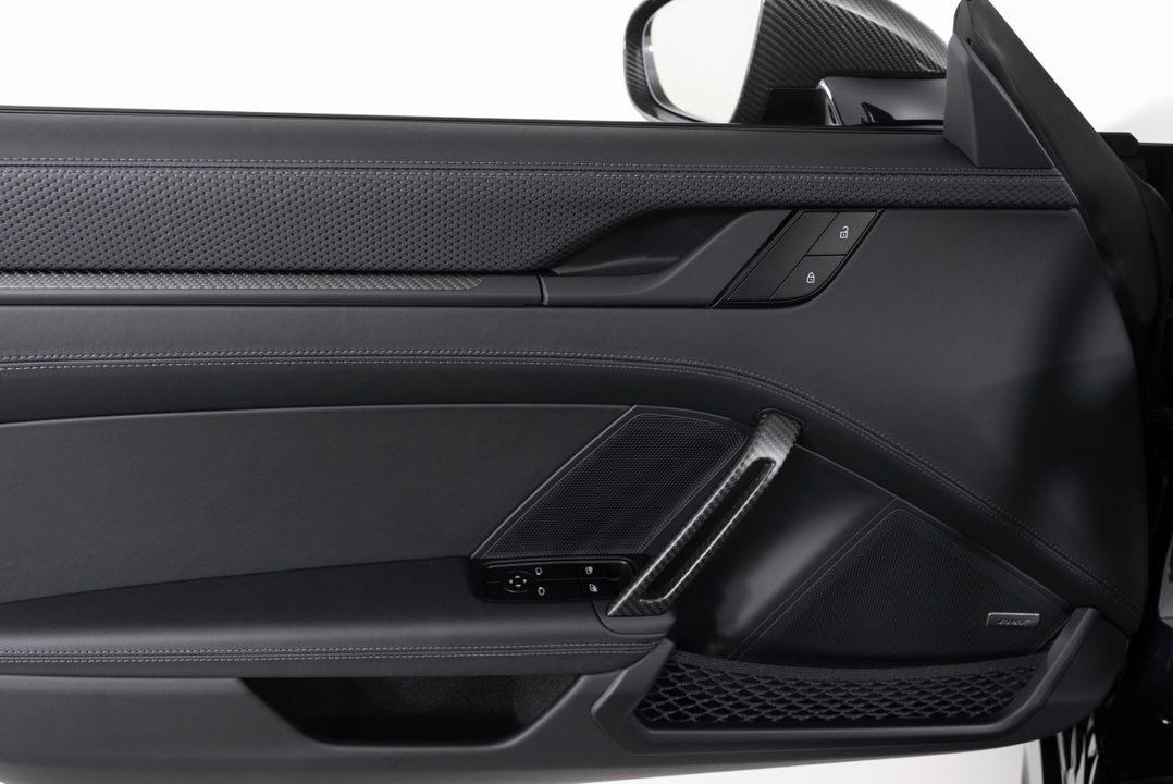 2025 Porsche 911